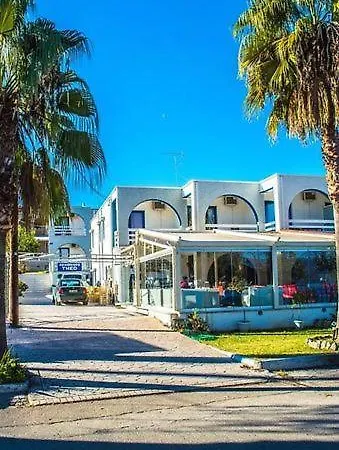Residencetheo Ξενοδοχείο με διαμερίσματα 3*