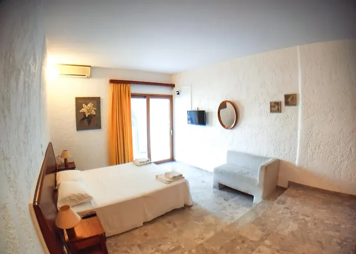 Ξενοδοχείο με διαμερίσματα Residencetheo 3*